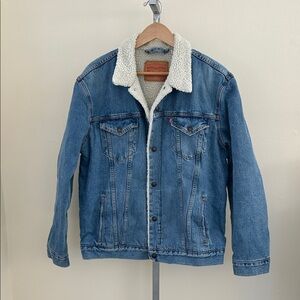 Levi's Denim Jacket with Sherpa Lining XL